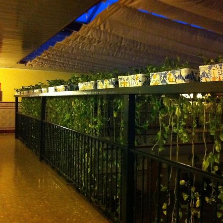 Hotel Sandra Alcala de Guadaira Ngoại thất bức ảnh