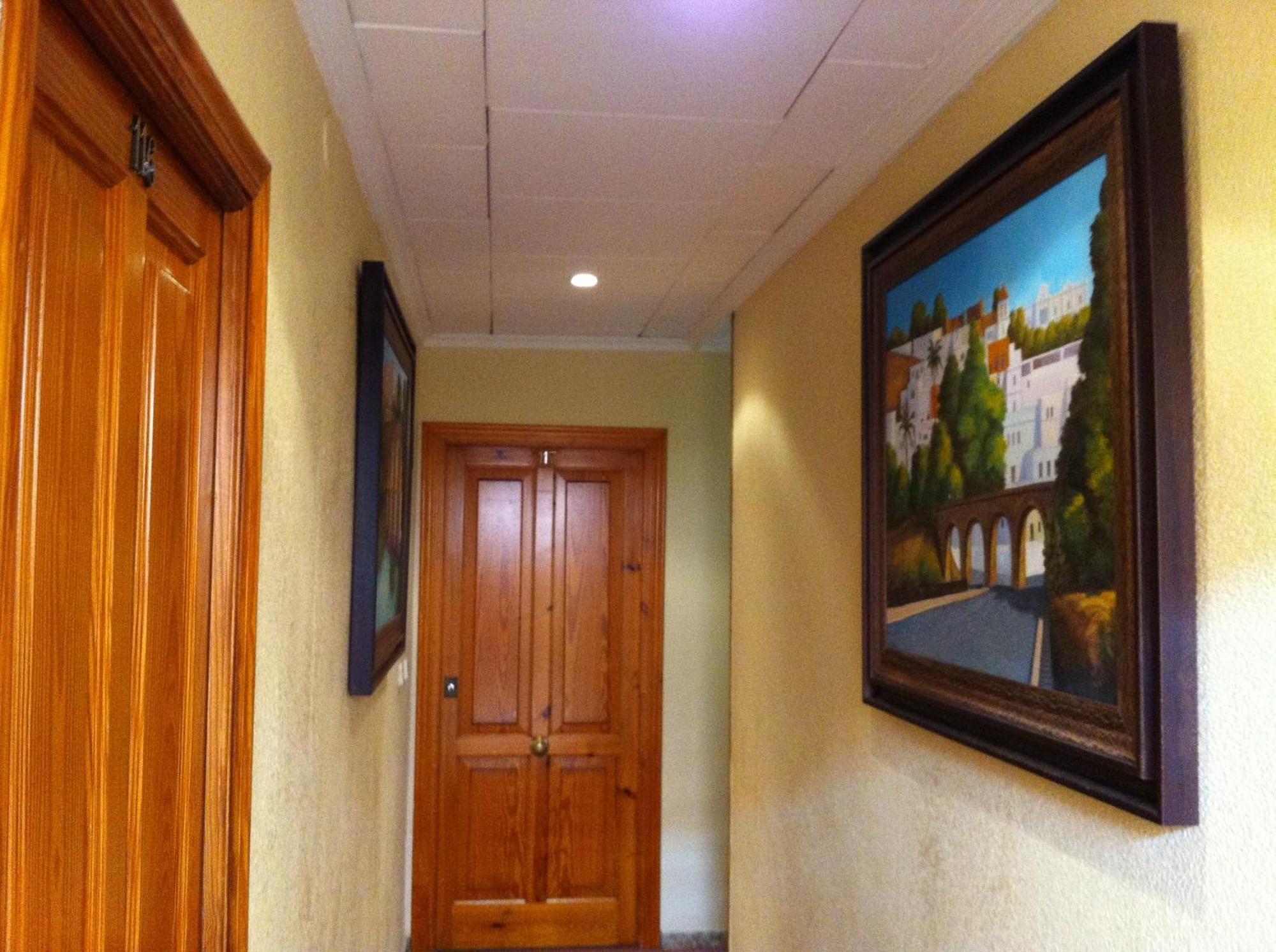 Hotel Sandra Alcala de Guadaira Ngoại thất bức ảnh
