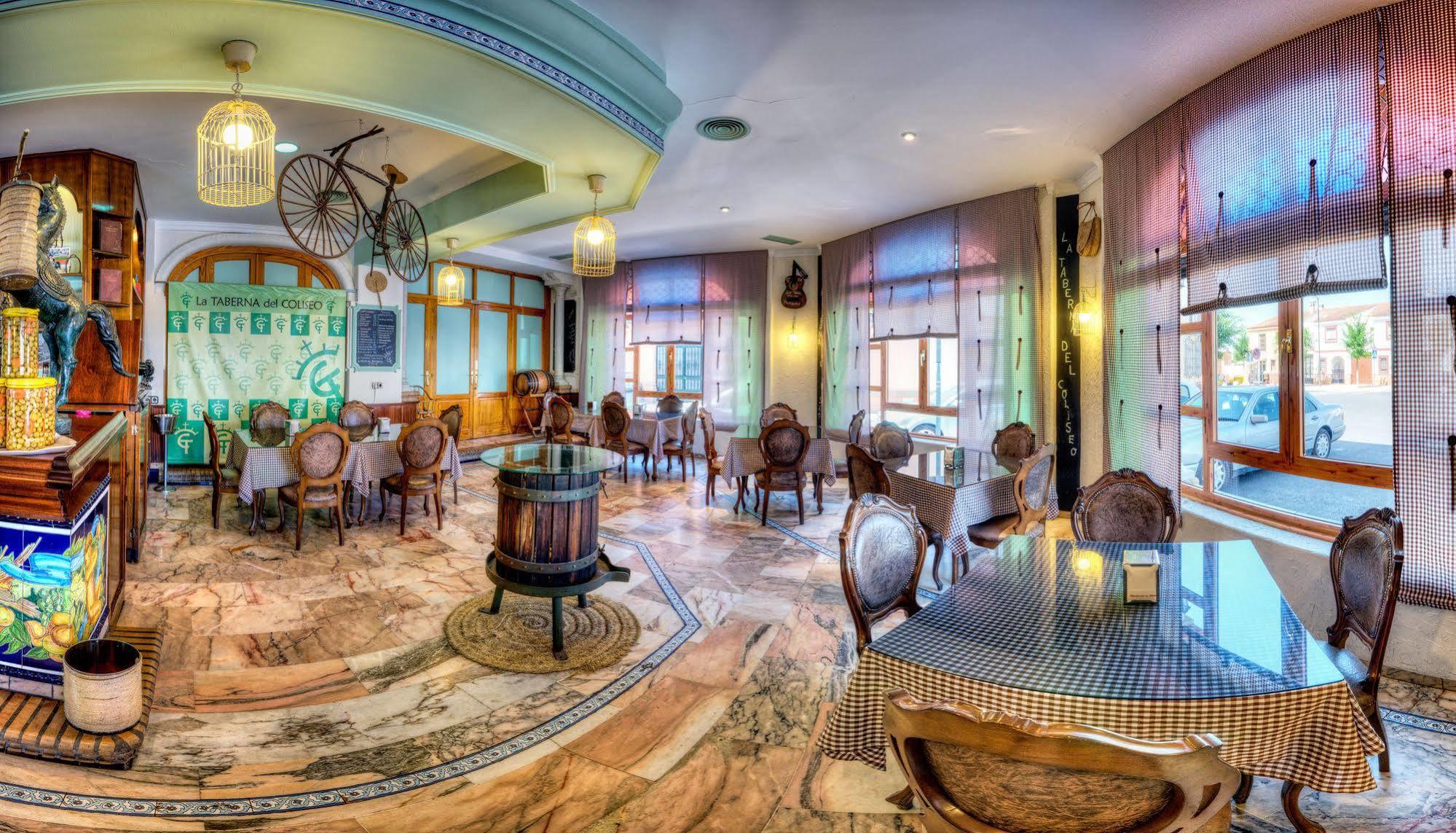 Hotel Sandra Alcala de Guadaira Ngoại thất bức ảnh