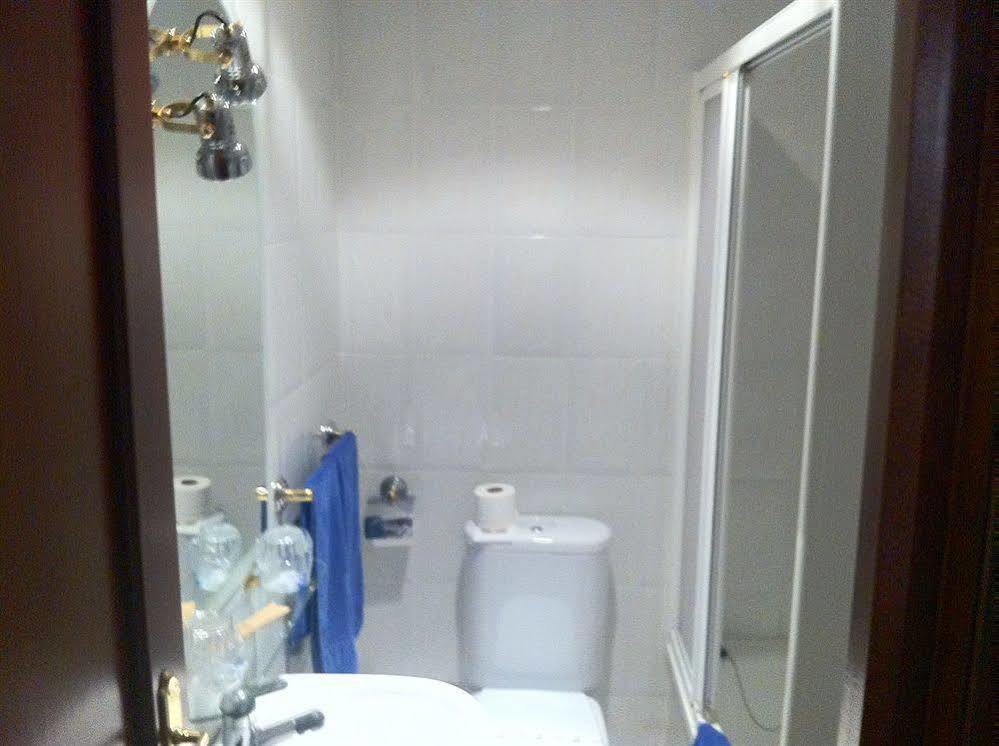 Hotel Sandra Alcala de Guadaira Ngoại thất bức ảnh